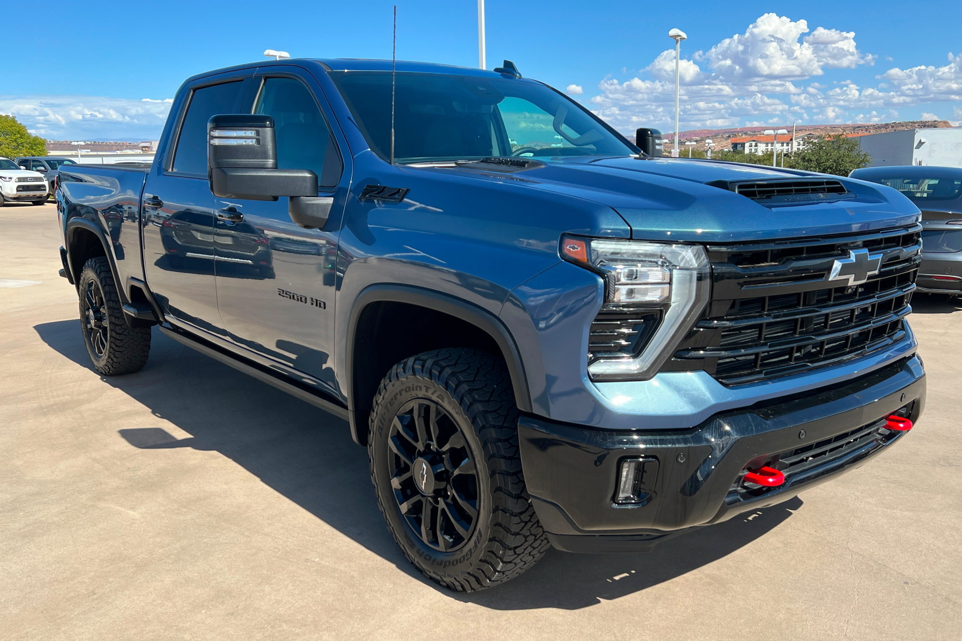 Used 2026 Chevrolet Silverado 2500 LTZ w/ LTZ Plus Package AWD/4WD image 8