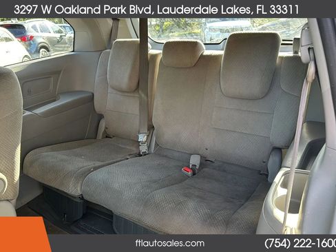 Used 2014 Honda Odyssey LX image 22