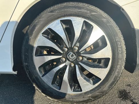 Used 2014 Honda Accord Touring image 26