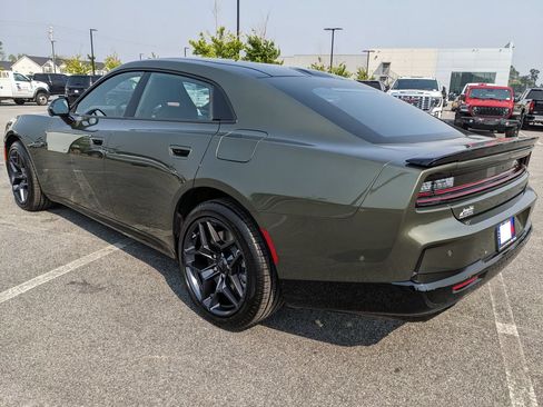 New 2026 Dodge Charger R/T AWD/4WD image 18