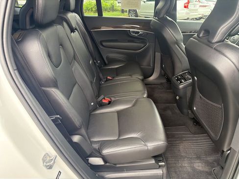 Used 2019 Volvo XC90 T6 Momentum AWD/4WD image 15