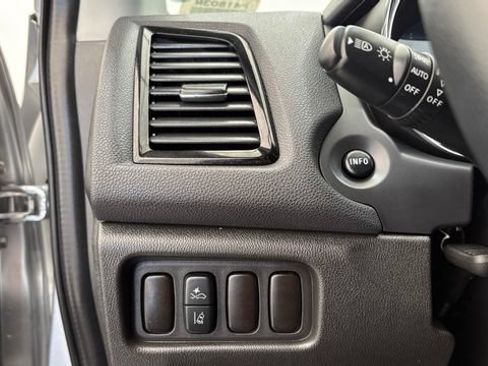 Used 2025 Mitsubishi Outlander Sport ES AWD/4WD image 33