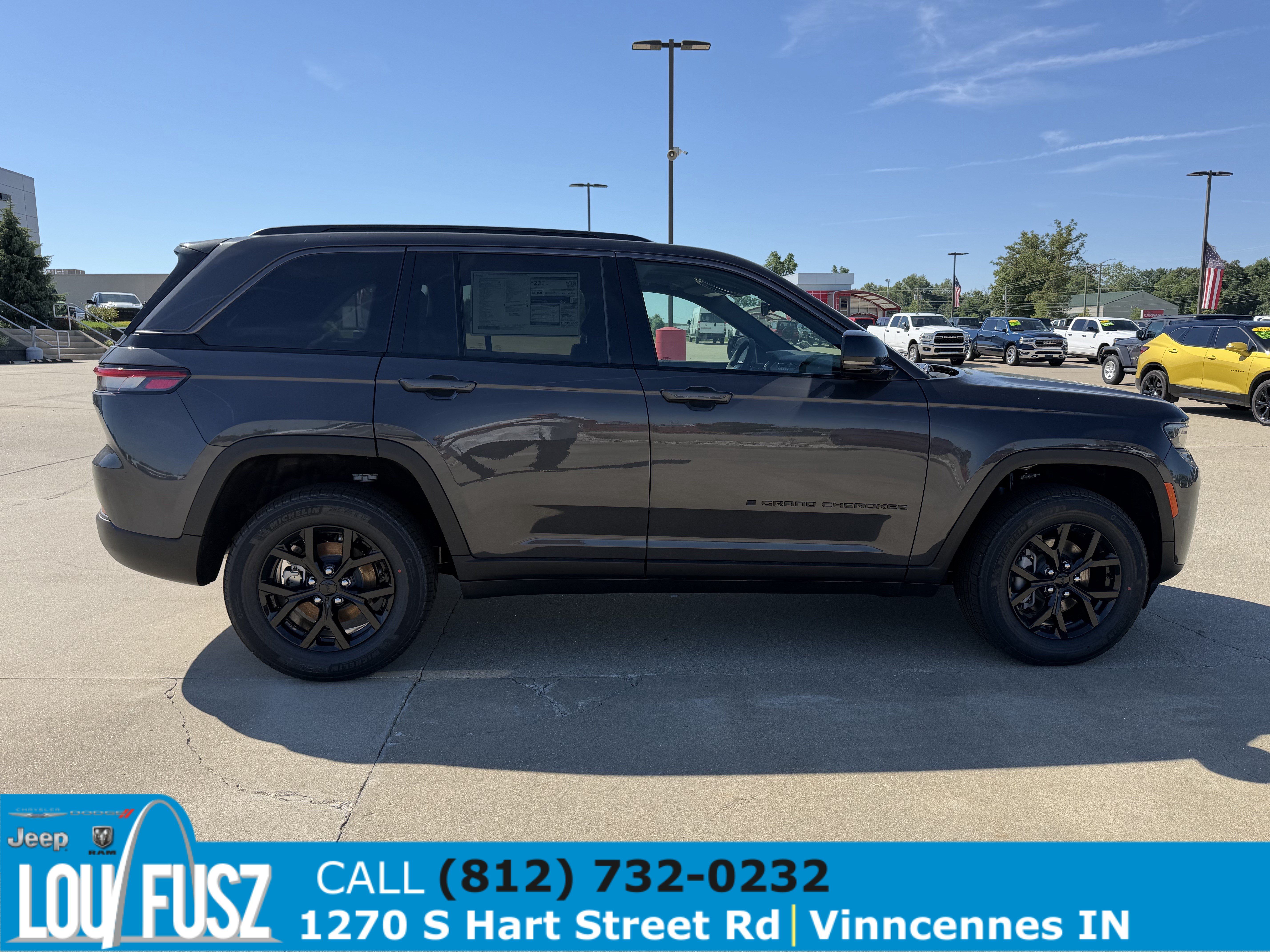 New 2026 Jeep Grand Cherokee Altitude AWD/4WD image 8