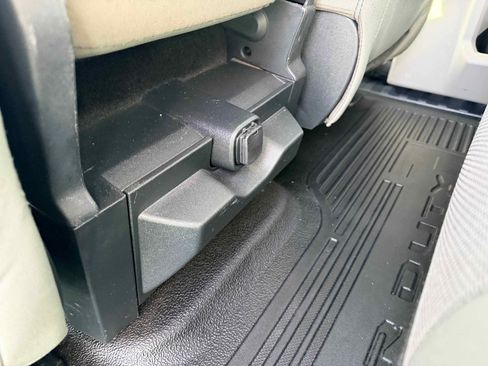 Used 2022 Ford F250 XL w/ STX Appearance Package image 27