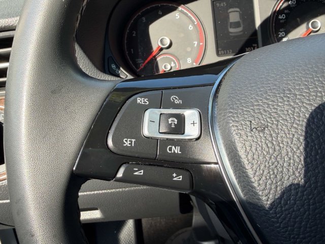 Certified 2022 Volkswagen Passat 2.0T FWD image 21