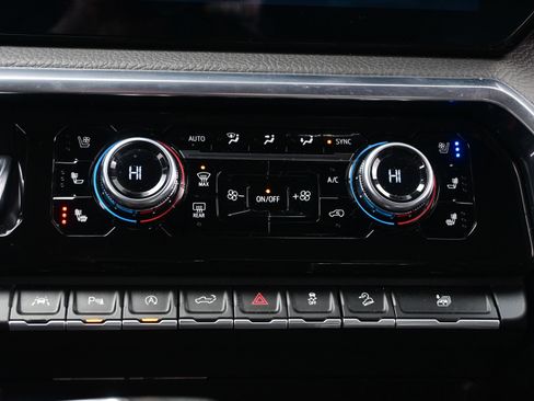 Used 2023 GMC Sierra 1500 Denali w/ Denali Reserve Package image 20