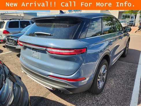 Used 2024 Lincoln Corsair AWD image 10
