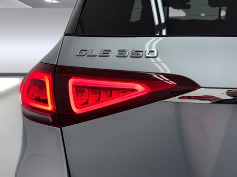 Certified 2022 Mercedes-Benz GLE 350 4MATIC image 11