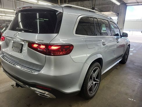 Used 2025 Mercedes-Benz GLS 450 4MATIC image 6