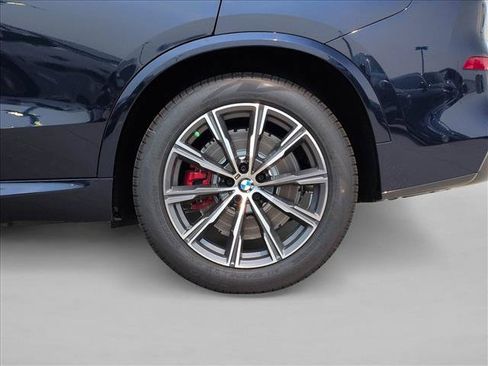 New 2026 BMW X5 xDrive50e w/ M Sport Package AWD/4WD image 10