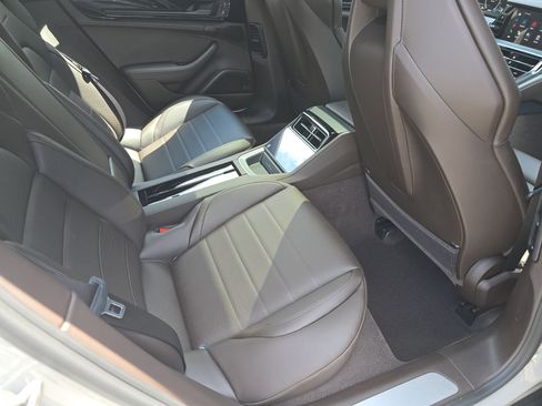 New 2025 Porsche Panamera 4 image 14