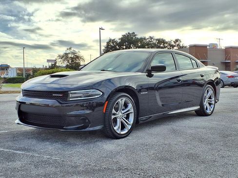 Used 2021 Dodge Charger R/T image 3