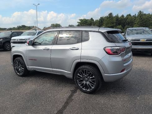 Used 2023 Jeep Compass Limited AWD/4WD image 5