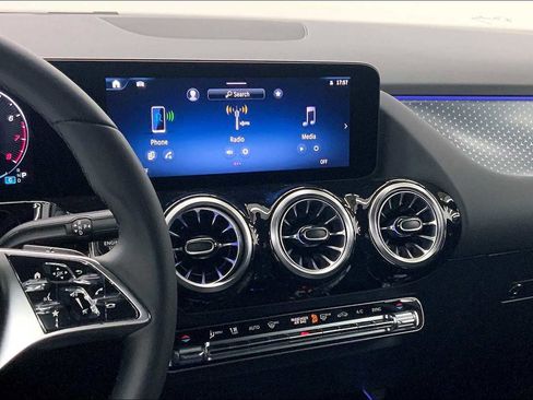 New 2026 Mercedes-Benz GLA 250 GLA 250 image 25