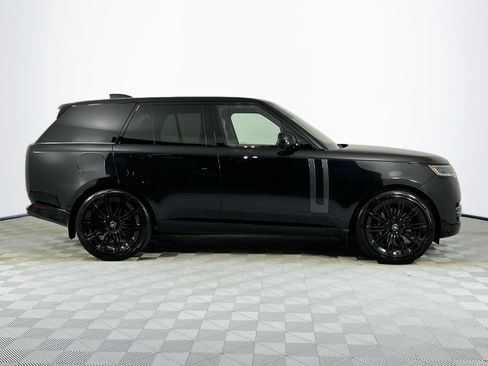 Certified 2024 Land Rover Range Rover SE AWD/4WD image 4