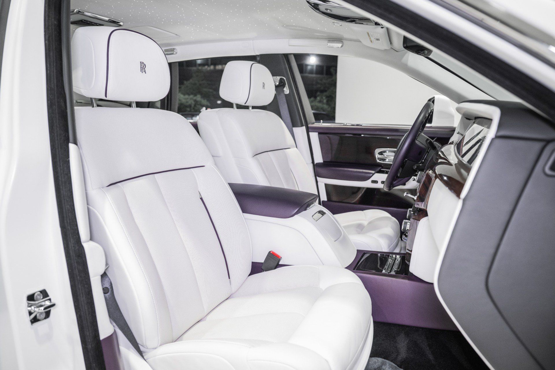 Used 2018 Rolls-Royce Phantom Sedan RWD image 27