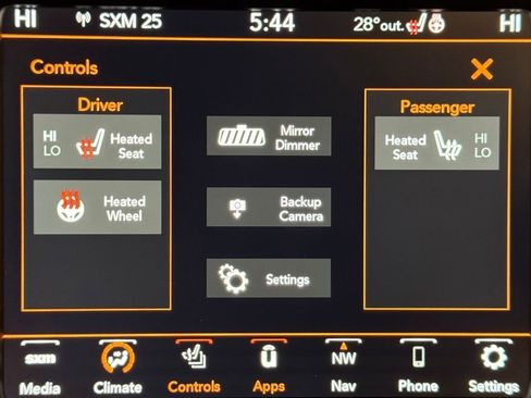 Used 2023 Jeep Cherokee Altitude Lux image 30