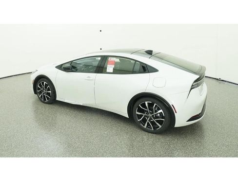 New 2026 Toyota Prius Plug-In Hybrid image 4