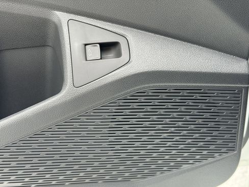 New 2025 Volkswagen Jetta SE image 18