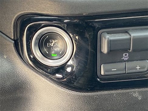 Used 2024 Chevrolet Silverado 2500 LT image 16