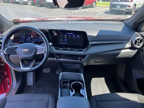 Certified 2025 Chevrolet Equinox LT w/ Safety and Technology Package FWD image 23