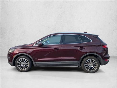 Used 2017 Lincoln MKC Reserve image 6