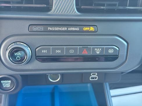 New 2025 Ford Maverick XLT w/ Equipment Group 301A AWD/4WD image 22