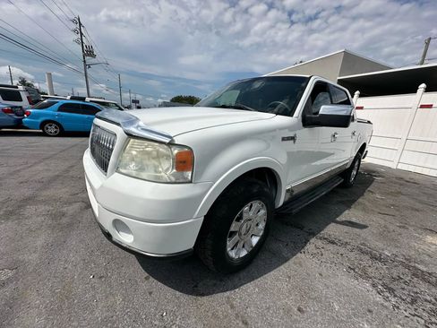 Used 2006 Lincoln Mark LT 4x4 image 5