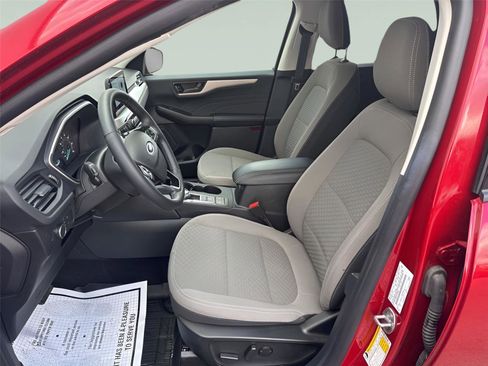 Used 2022 Ford Escape SE w/ Convenience Package FWD image 37