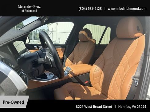 Used 2023 BMW X5 xDrive40i w/ Parking Assistance Package AWD/4WD image 13