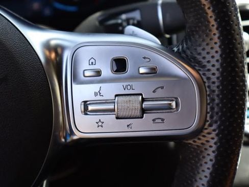 Used 2020 Mercedes-Benz GLC 300 4MATIC Coupe image 13