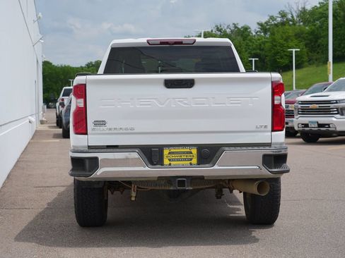 Used 2022 Chevrolet Silverado 3500 LTZ AWD/4WD image 4