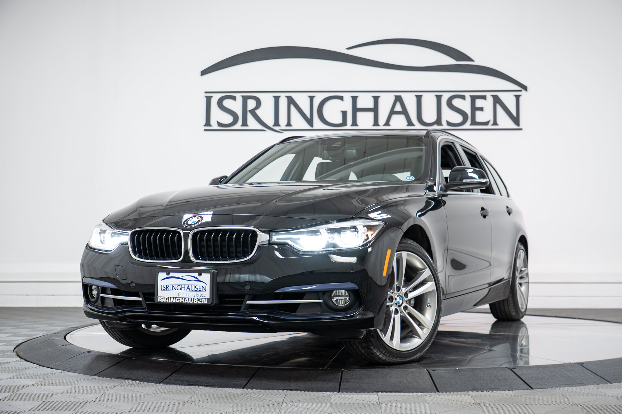 Used 2018 BMW 330i xDrive Wagon AWD/4WD image 27