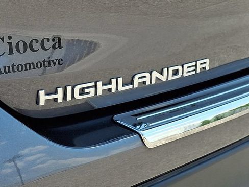 Used 2022 Toyota Highlander XSE AWD/4WD image 31