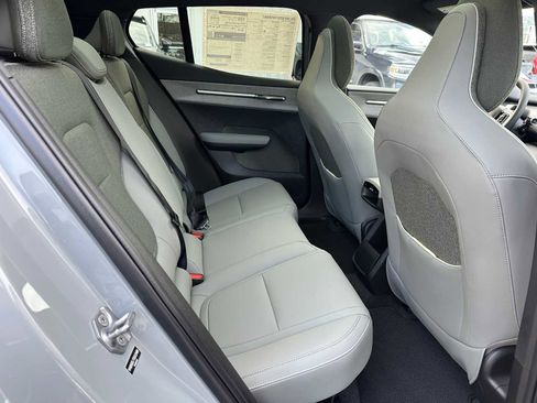 New 2026 Volvo EX30 Ultra image 12