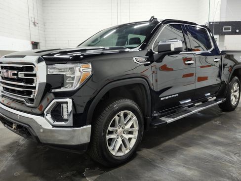 Used 2019 GMC Sierra 1500 SLT w/ SLT Premium Plus Package image 18
