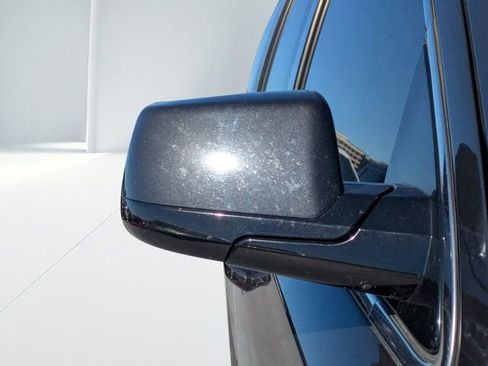 Used 2020 GMC Yukon SLT w/ Open Road Package image 10