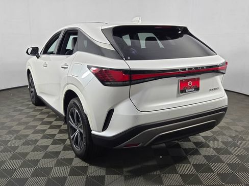 Used 2025 Lexus RX 350 FWD w/ Technology Package image 6