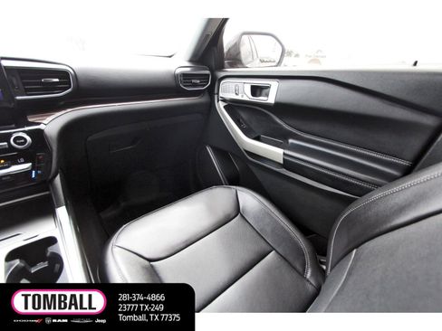 Used 2021 Ford Explorer Limited w/ Equipment Group 301A image 11
