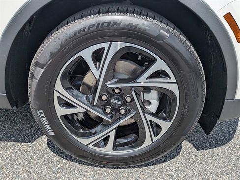 New 2025 Lincoln Nautilus Premier w/ Jet Appearance Package image 11