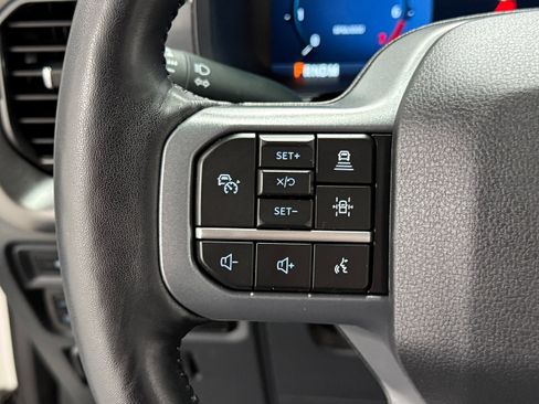 Used 2024 Ford F150 Lariat AWD/4WD image 18