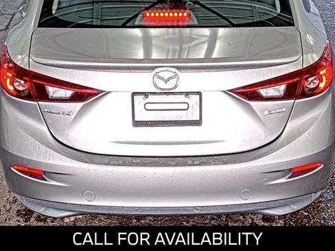 Used 2015 MAZDA MAZDA3 i Touring FWD image 3