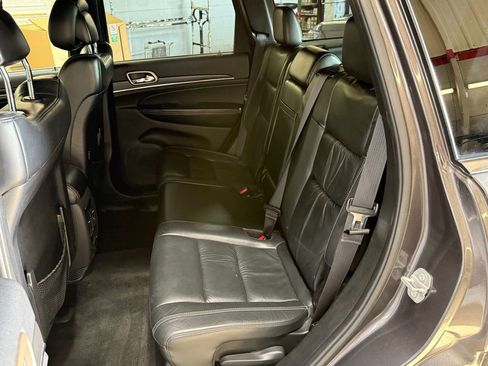 Used 2015 Jeep Grand Cherokee Limited image 11