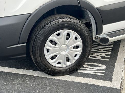 Used 2024 Ford Transit 250 Low Roof w/ Exterior Upgrade Package image 30