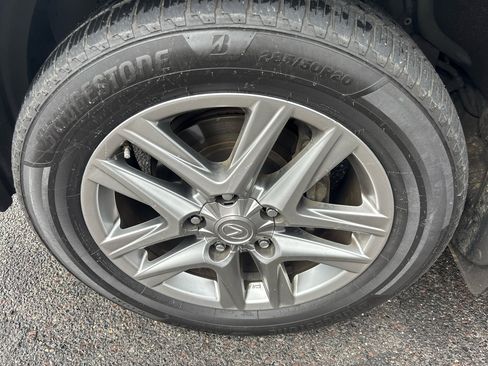 Used 2015 Lexus LX 570 4WD image 28