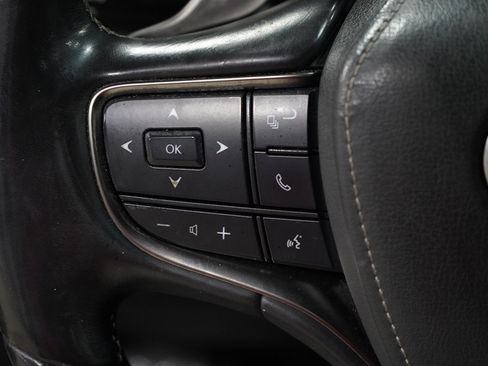 Used 2022 Lexus LS 500 w/ Interior Upgrade Package RWD image 14