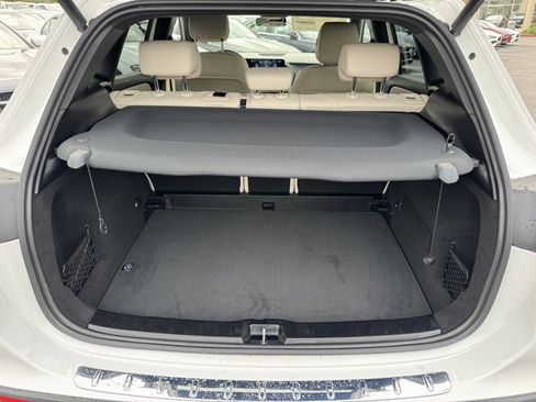New 2025 Mercedes-Benz GLA 250 4MATIC image 6