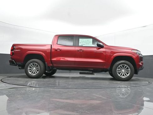 New 2026 Chevrolet Colorado LT w/ LT Convenience Package AWD/4WD image 44