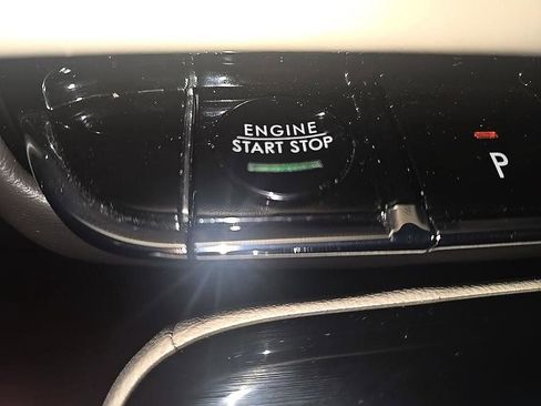 Used 2023 Lincoln Nautilus AWD w/ Premium Package image 19