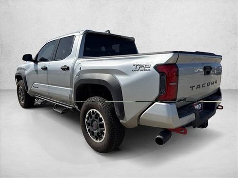 Used 2026 Toyota Tacoma TRD Off-Road AWD/4WD image 8